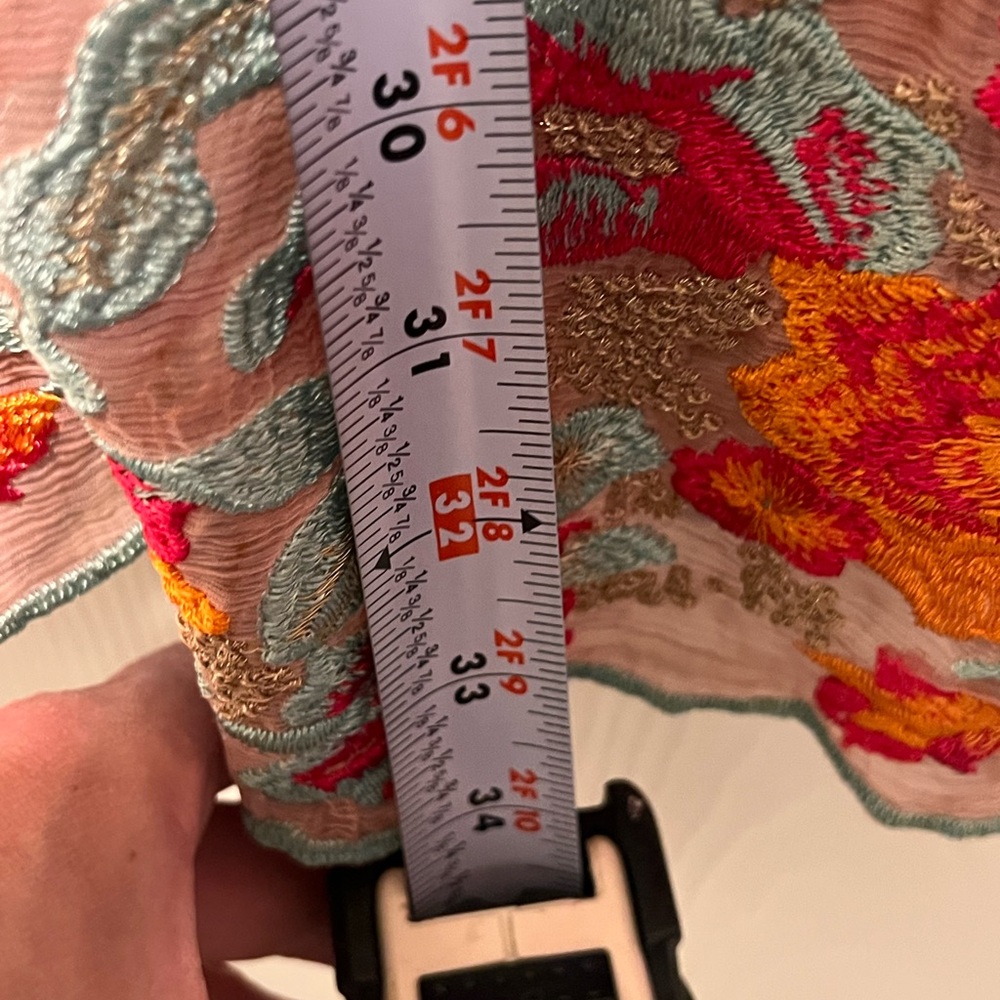 Soft Surroundings Coral Floral Embroidered Blouse Large BNWT - Picture 6 of 7